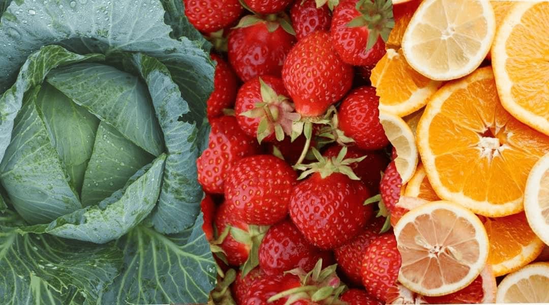 Nguồn thực phẩm giàu chất chống oxy hóa bao gồm loại trái cây giàu vitamin như cam, kiwi, dâu, xoài