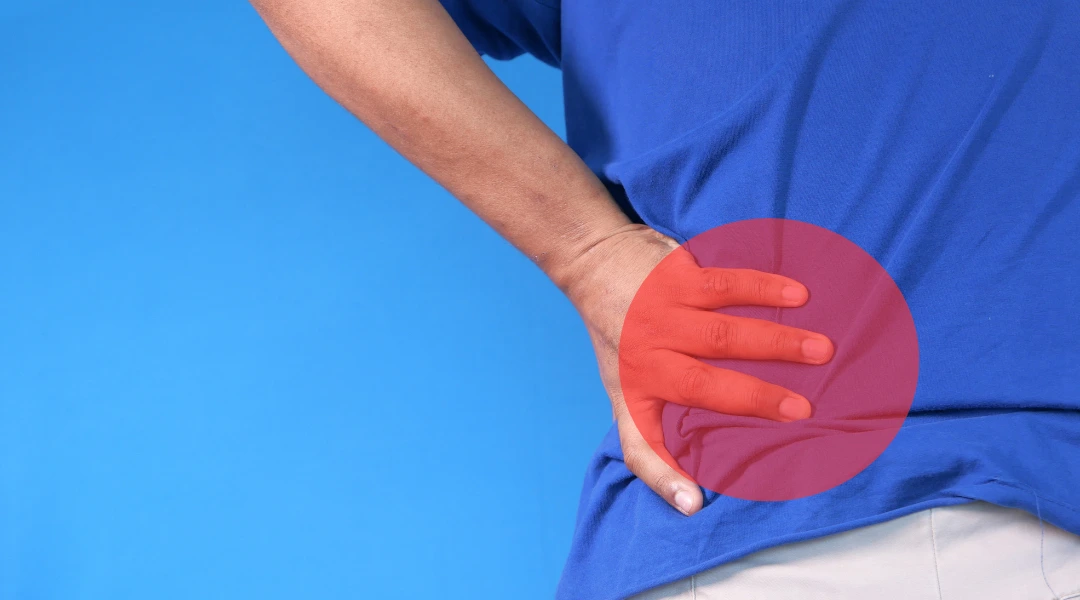 5 Chấn thương thường gặp khi chơi pickleball và cách phòng tránh 5 Người chơi bị đau thắt lưng